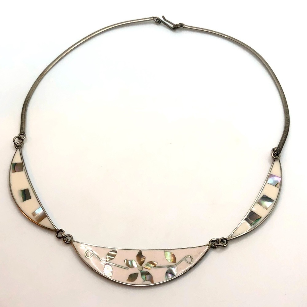 Vtg Abalone & Enamel Floral Alpaca Silver Collar Necklace Sits @ Approx 12”